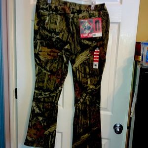 NWT - Mossy Oak 5 Pocket Jean with Stretch